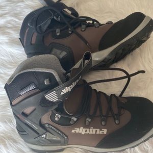 Alpin’s Cross country ski boots 42